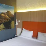 里永基克莱蒙费朗北里亚德酒店 3*