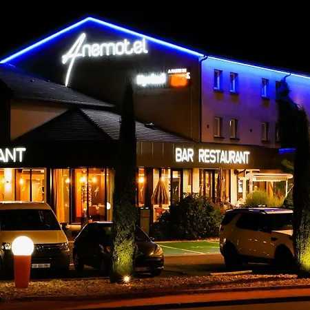Kyriad Clermont Ferrand Nord - Otel Riom