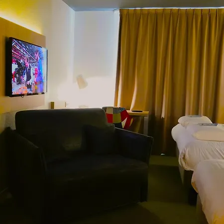 Kyriad Clermont Ferrand Nord - 3* Riom