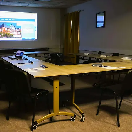 Kyriad Clermont Ferrand Nord - Hotell Riom