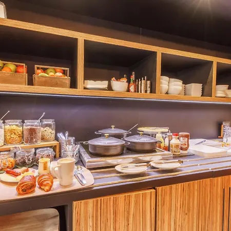 Kyriad Clermont Ferrand Nord - 3*