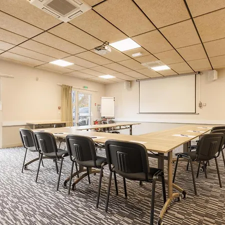 Kyriad Clermont Ferrand Nord - Hotel 3*