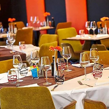Kyriad Clermont Ferrand Nord - 3*