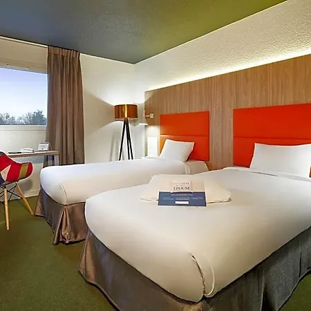 Kyriad Clermont Ferrand Nord - Hotel 3*