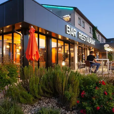 호텔 Kyriad Clermont Ferrand Nord - 3*