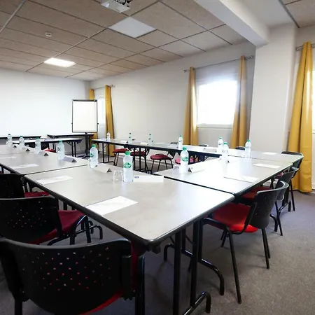 호텔 Kyriad Clermont Ferrand Nord - 리옴