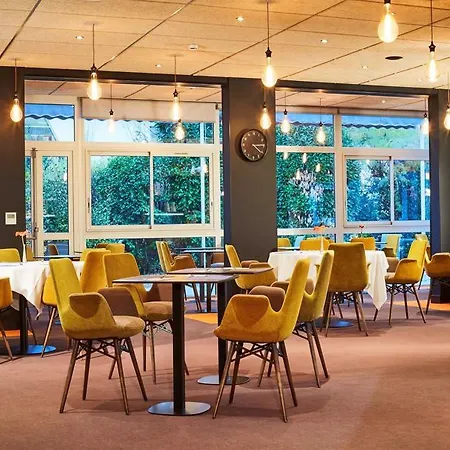 Kyriad Clermont Ferrand Nord - 3* ריום