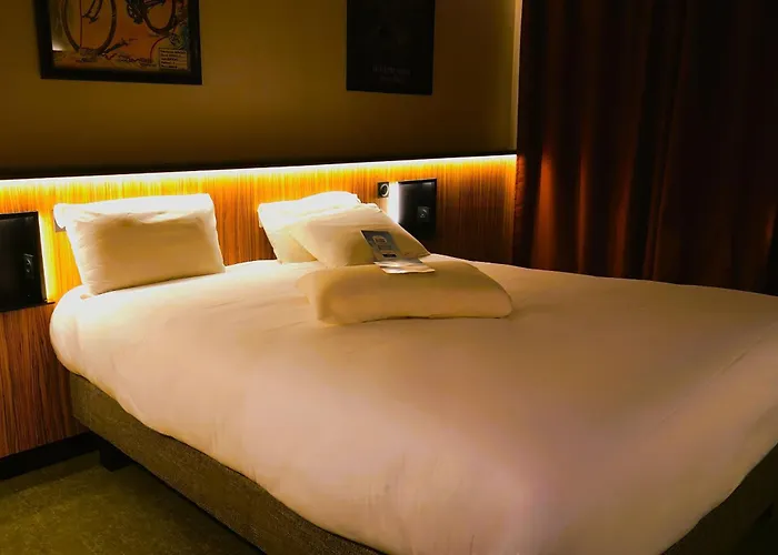 Hotel Kyriad Clermont Ferrand Nord - Riom