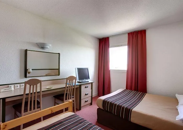 Hotel Kyriad Clermont Ferrand Nord -