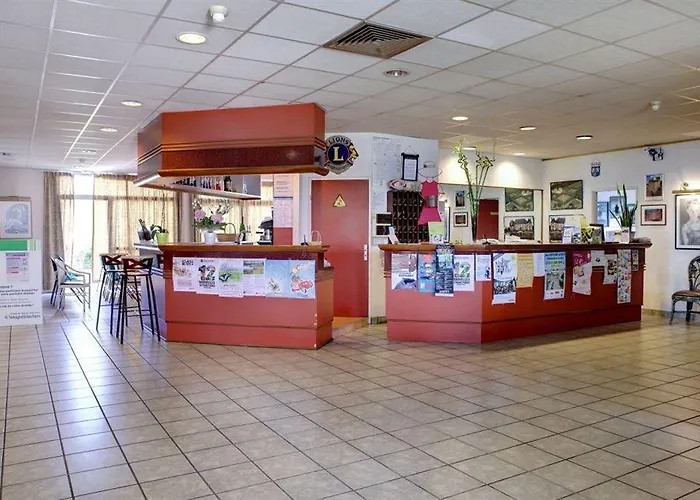 Kyriad Clermont Ferrand Nord - 3* Riom