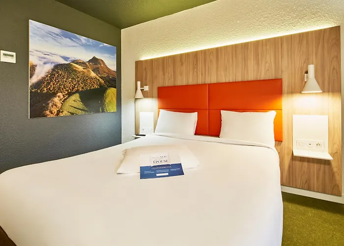 Kyriad Clermont Ferrand Nord - Hotel Riom