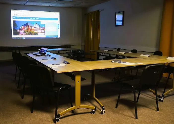 Kyriad Clermont Ferrand Nord - Hotel Riom